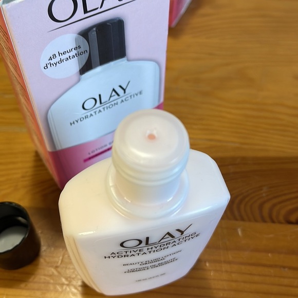 Olay , Beauty fluid lotion 120ml + Firming night cream56ml, Brand New!! - Picture 5 of 16